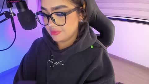 Ari online show from 04-07-26, 02:23