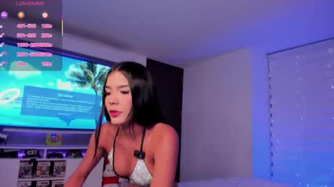 Tell Me Hanna  online show from 11-18-25, 01:00