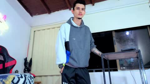 kelvis online show from 04-02-26, 08:01