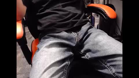 Snapshot of i_am_only_human chatting on 12-24-24, 05:55 lucifer online show from 12-24-24, 05:55