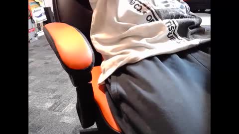 Snapshot of i_am_only_human chatting on 12-26-24, 10:41 lucifer online show from 12-26-24, 10:41