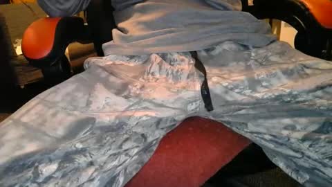 Snapshot of i_am_only_human chatting on 02-06-25, 10:43 lucifer online show from 02-06-25, 10:43