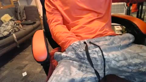 Snapshot of i_am_only_human chatting on 02-08-25, 04:36 lucifer online show from 02-08-25, 04:36