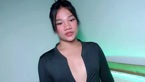 Snapshot of i_amdivine22 chatting on 11-05-25, 05:29 Divine Mercy online show from 11-05-25, 05:29