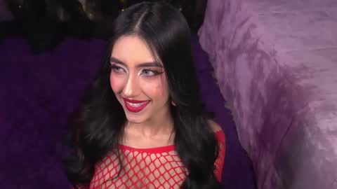 Snapshot of i_amlilithx chatting on 02-12-25, 04:23 - online show from 02-12-25, 04:23