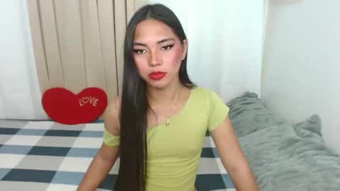 Snapshot of i_dont_bite69 chatting on 05-07-26, 01:27 25tks and HIT ME UP OR GET ONE OF MY SOCIALS online show from 05-07-26, 01:27