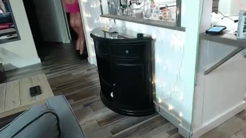 ShortStuff online show from 02-03-25, 11:36