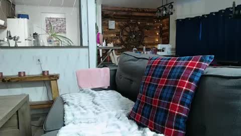 ShortStuff online show from 02-09-25, 09:17