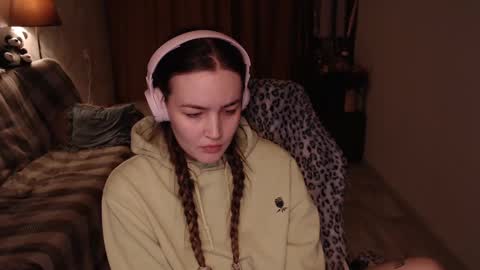 elisabeth online show from 12-14-24, 12:01