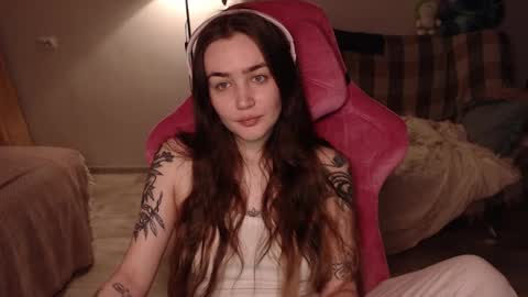 elisabeth online show from 02-11-25, 02:57