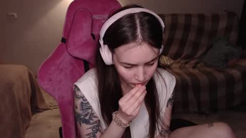 elisabeth online show from 03-12-25, 02:34