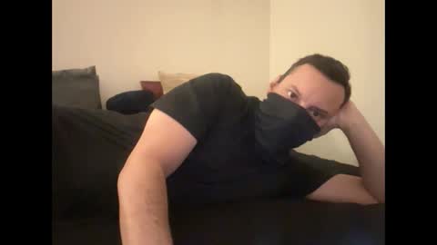 i o ro online show from 12-02-24, 01:03