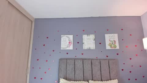 Alanna online show from 04-26-26, 01:31