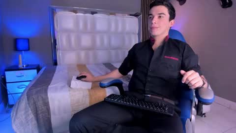 iam_mathias online show from 10-26-25, 07:31