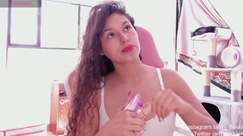 On instagram Imm  NikkiHelp me reach 100 likes online show from 12-17-24, 04:43