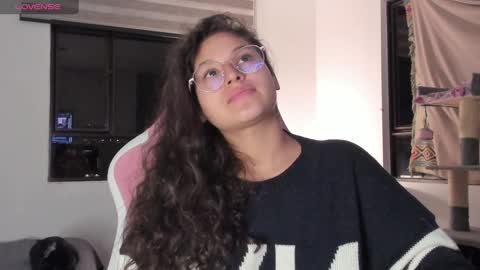 On instagram Imm  NikkiHelp me reach 100 likes online show from 01-15-25, 01:56