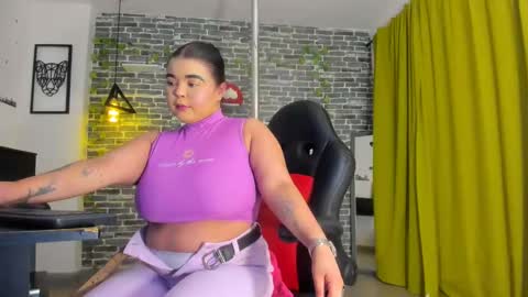 Snapshot of iam_samy chatting on 03-10-25, 11:32 Samy online show from 03-10-25, 11:32