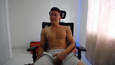 Snapshot of iam_yourbabyprincess_xd chatting on 12-12-24, 06:53 iam_yourbabyprincess_xd online show from 12-12-24, 06:53