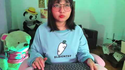 Zoe 3 online show from 10-03-25, 08:55