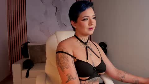 Alarasi  online show from 12-17-24, 02:11