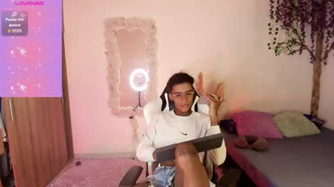 Snapshot of iamandrey_ chatting on 05-04-26, 01:29 iamandrey_ online show from 05-04-26, 01:29