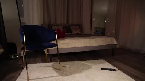 Claire online show from 02-11-26, 11:43