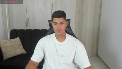 Dylan  independent model  online show from 10-15-25, 03:56