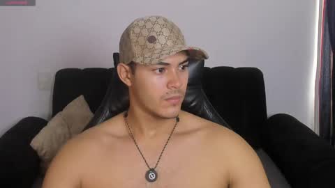 Dylan  independent model  online show from 04-25-26, 01:36