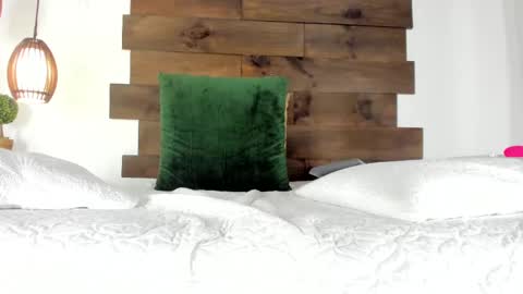Gabriela online show from 03-03-25, 06:01