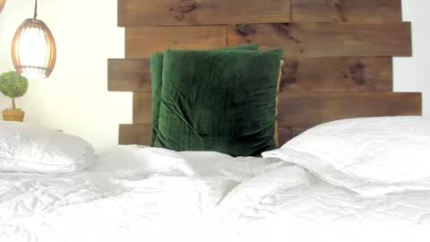 Gabriela online show from 03-10-25, 02:48