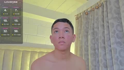 Juliiiiian online show from 02-04-25, 01:59