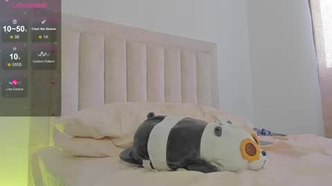 Juliiiiian online show from 03-01-25, 02:34