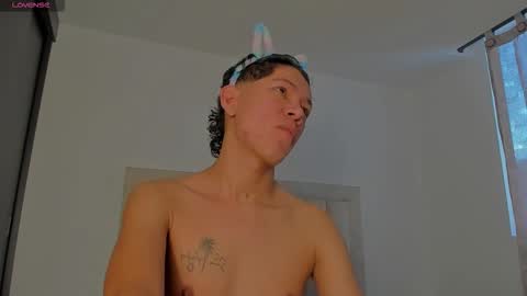 Juliiiiian online show from 09-11-25, 11:43