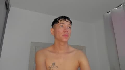 Juliiiiian online show from 04-18-26, 11:47