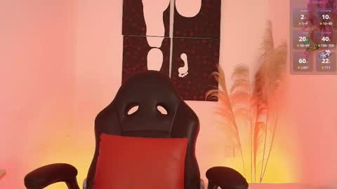 IM LOLA  online show from 10-06-25, 04:04