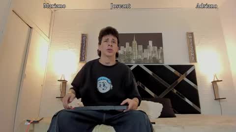 Snapshot of iammariano chatting on 10-22-25, 05:08 Mariano online show from 10-22-25, 05:08