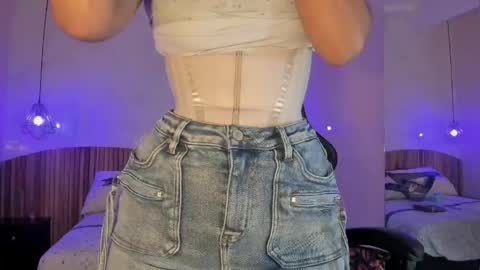 Nayuta online show from 04-25-26, 10:18