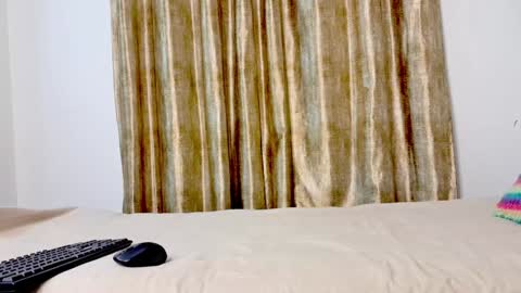 Snapshot of iamsomeone1234 chatting on 02-02-25, 03:49 Iamnidhicam online show from 02-02-25, 03:49