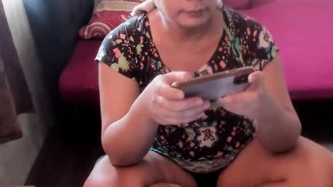 Snapshot of iamsuprememistress chatting on 10-29-25, 03:09 MADAM MISTRESS ASIANA online show from 10-29-25, 03:09