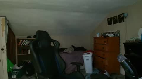 Snapshot of iamtommyparker chatting on 03-08-25, 01:17 iamtommyparker online show from 03-08-25, 01:17