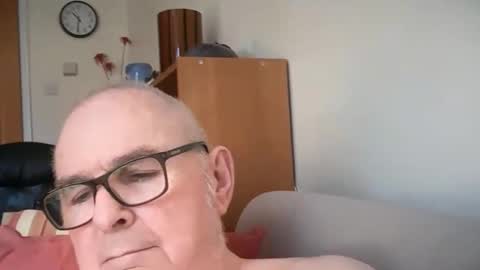 ian53a - mature UK man for same online show from 04-27-26, 09:29