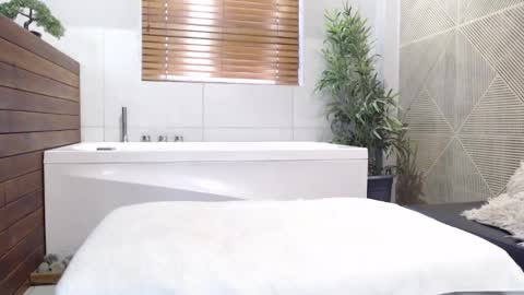 Ian Davis online show from 01-29-25, 03:04