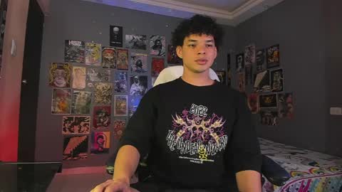 Snapshot of ian_versace chatting on 12-13-24, 01:59 Andres online show from 12-13-24, 01:59