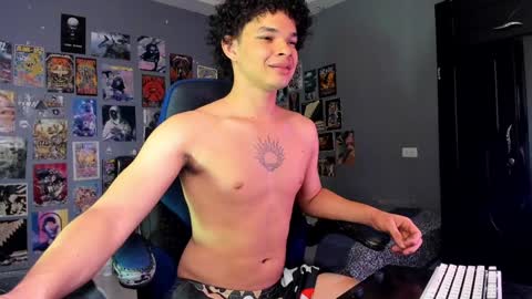 Snapshot of ian_versace chatting on 01-27-25, 03:26 Andres online show from 01-27-25, 03:26