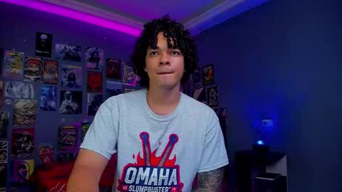 Snapshot of ian_versace chatting on 12-05-25, 05:53 Andres online show from 12-05-25, 05:53