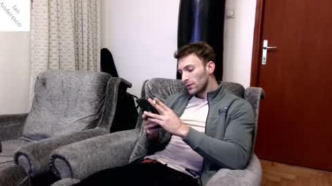 Ian Andersson online show from 01-11-25, 03:55