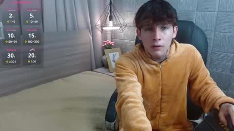 ian online show from 09-10-25, 03:17