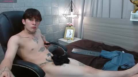 ian online show from 09-29-25, 12:27