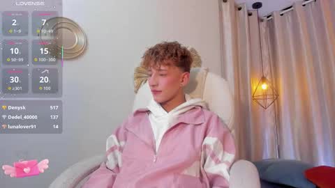 ian  online show from 09-09-25, 02:55