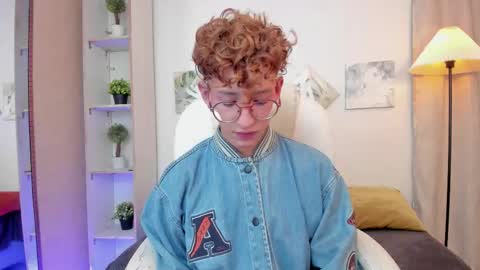 ian  online show from 11-30-25, 02:59